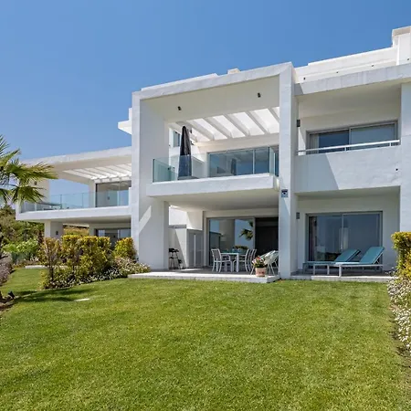 Alcazaba Lagoon 2382 Apartment *