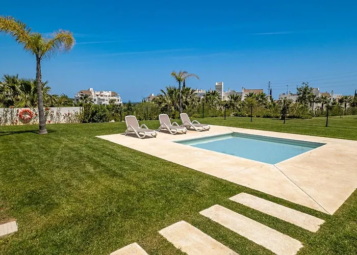 Alcazaba Lagoon 2382 Estepona