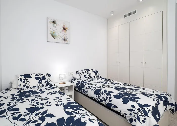 Alcazaba Lagoon 2382 Estepona