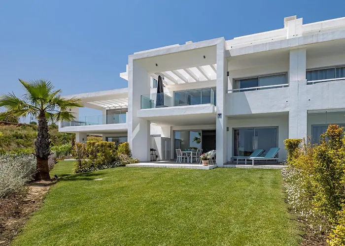 Alcazaba Lagoon 2382 Apartment *