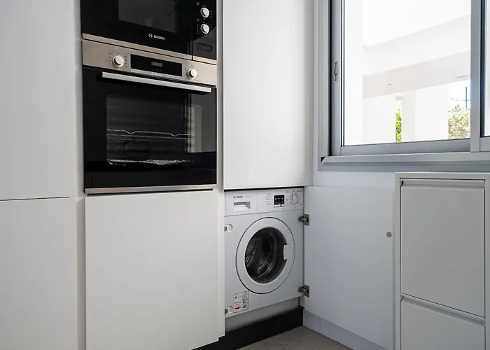 Alcazaba Lagoon 2382