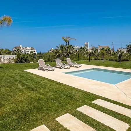 Alcazaba Lagoon 2382 Estepona