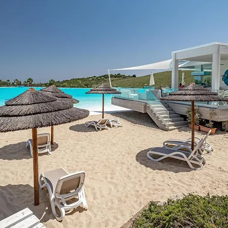 Alcazaba Lagoon 2382 *