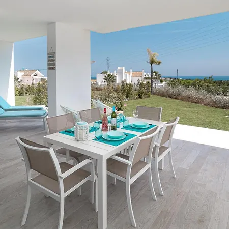 Alcazaba Lagoon 2382 * Эстепона